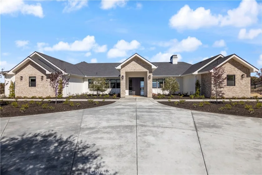 42157 Hacienda Drive photo
