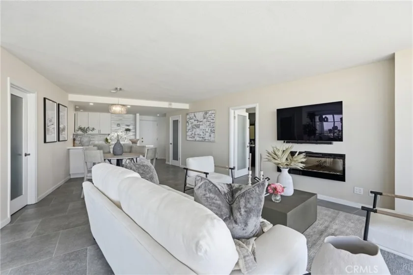 700 E Ocean Boulevard #2305 photo 14