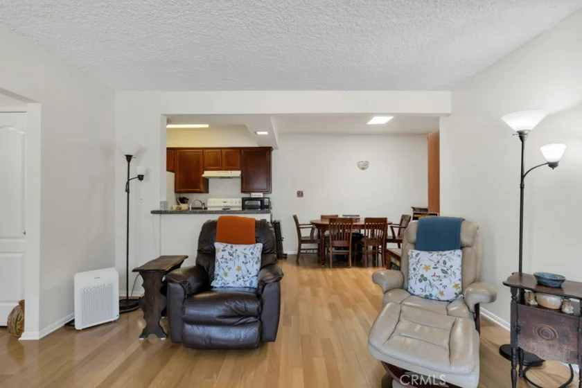 1620 N San Fernando #52 photo 7