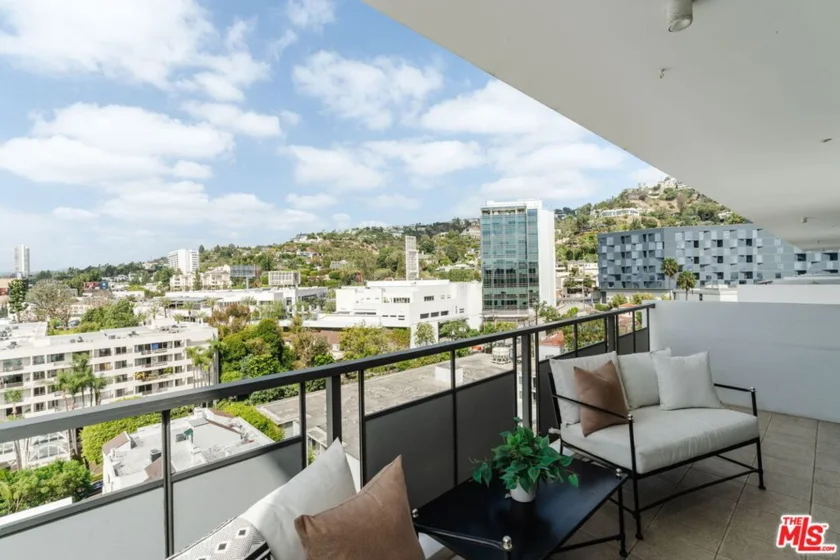 1155 N La Cienega #1205 photo 12