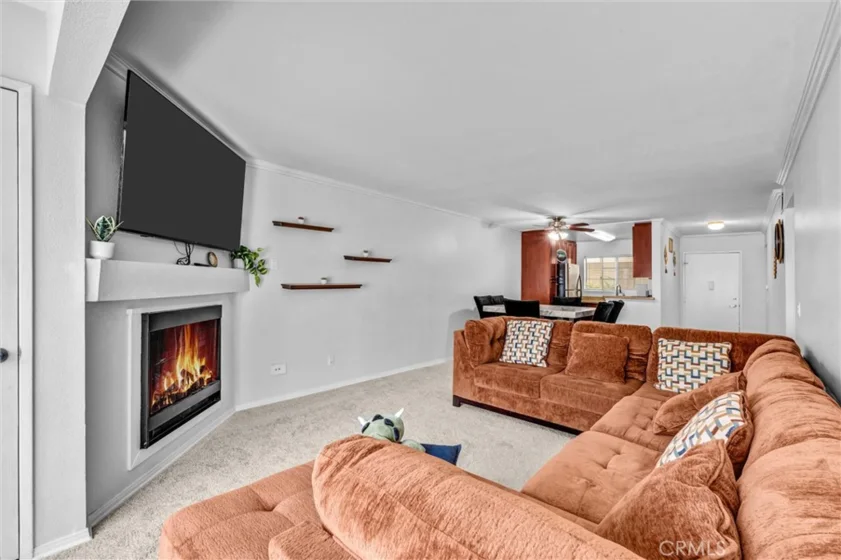 5500 Owensmouth Avenue #122 photo 9