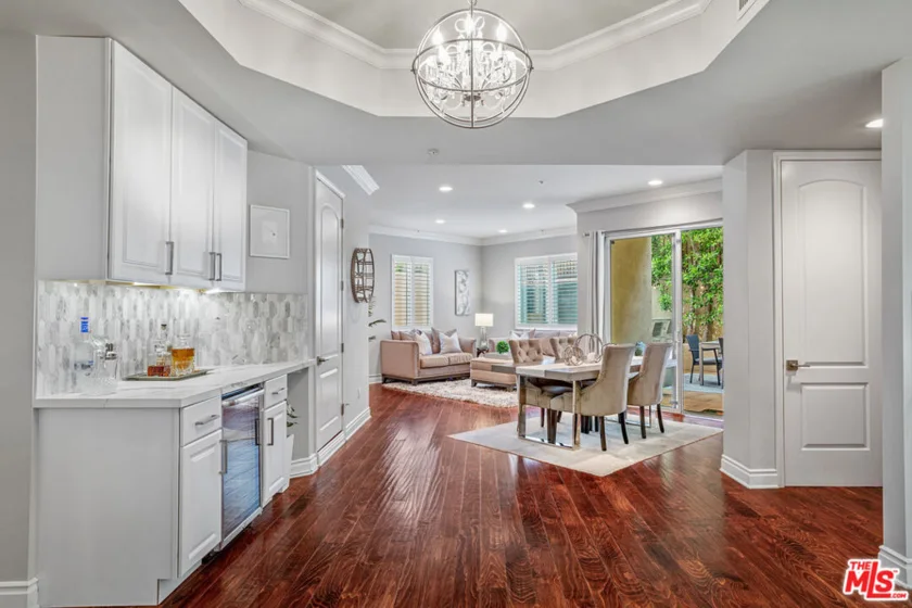 855 Wilcox Avenue #101 photo 1