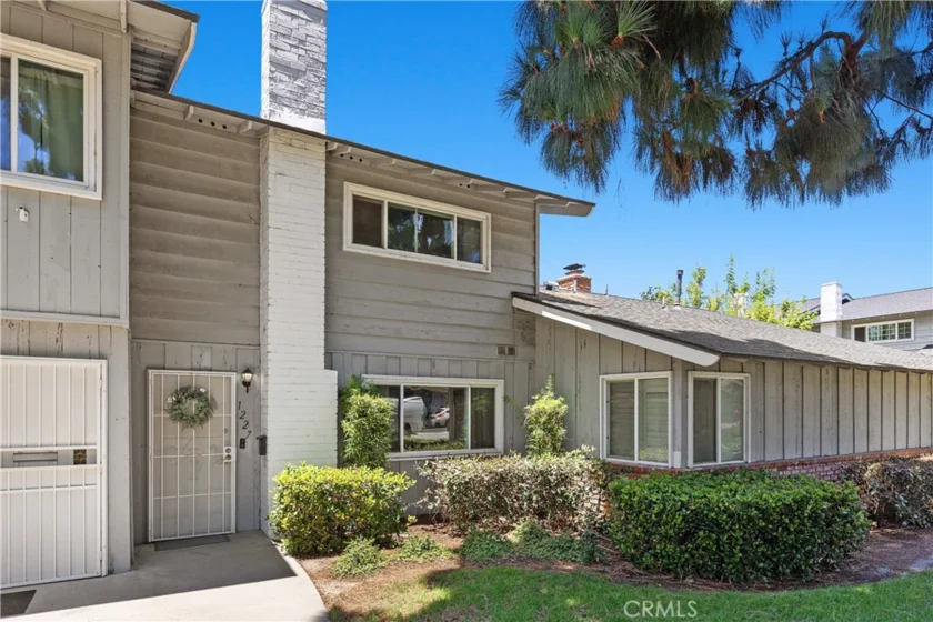 1227 Cameo Lane photo 4