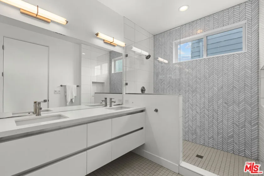 11724 Culver Boulevard #10 photo 26