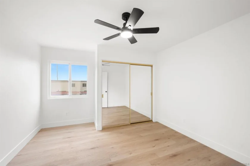 4012 Mount Acadia photo 15