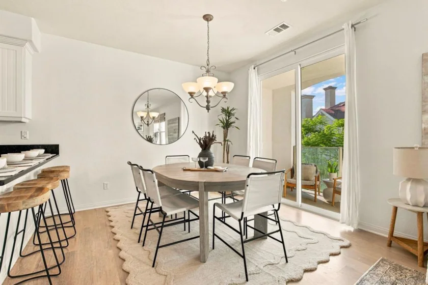 845 Harbor Cliff Way #305 photo 6