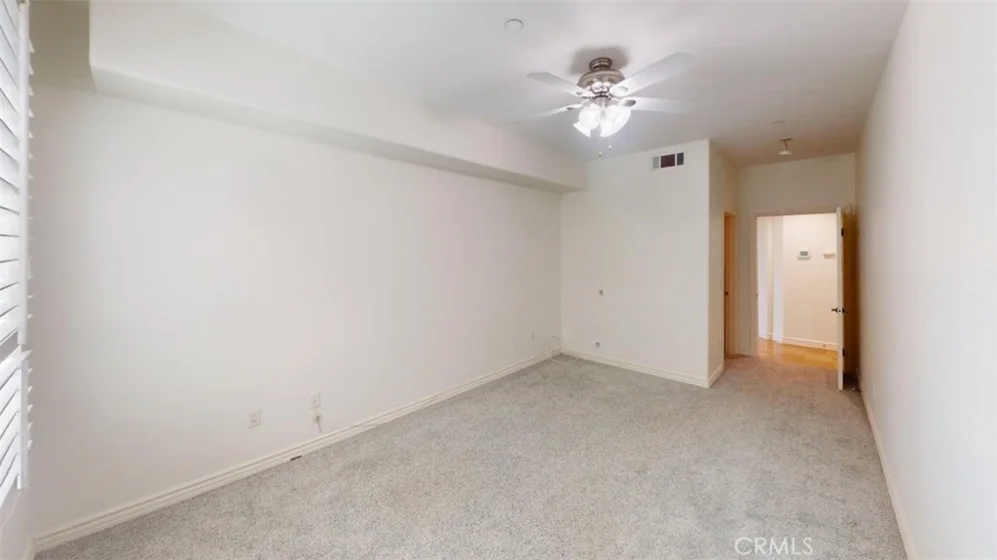 1000 E Ocean Boulevard #416 photo 21