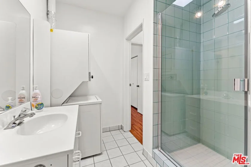 922 14th Street #111 photo 26