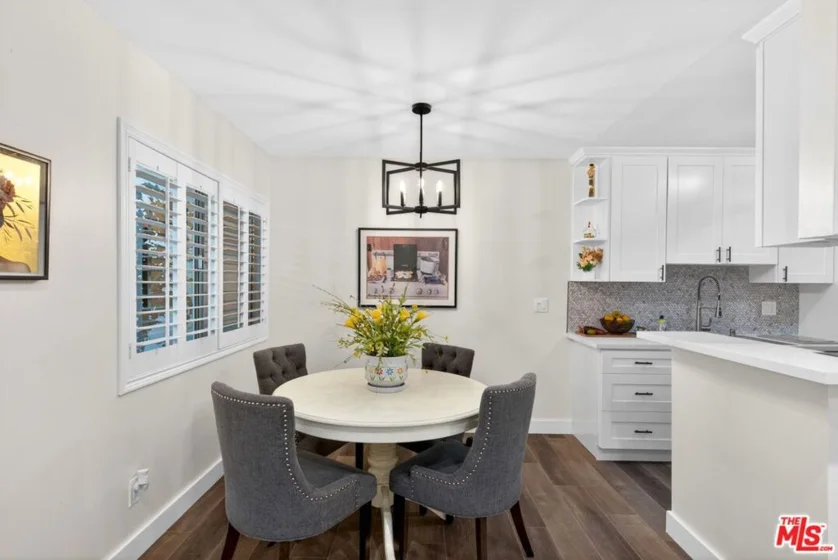 1522 S Centinela Avenue #101 photo 14