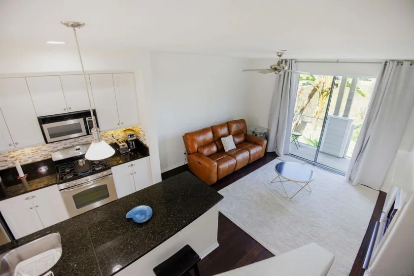 810 Harbor Cliff Way #230 photo 10