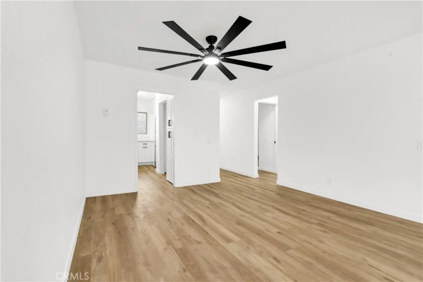 2514 Clairemont #107 photo 10