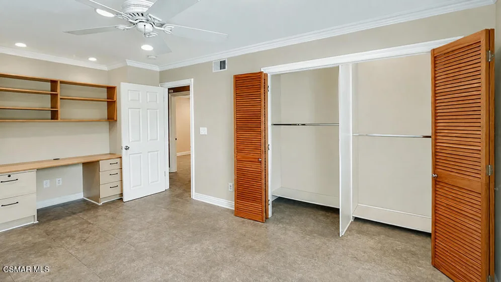 6501 Vanalden Avenue #6 photo 26