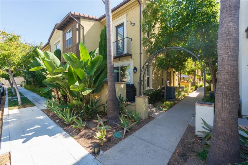 516 S Casita photo 2