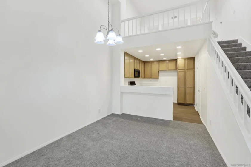 13450 Savanna photo 15