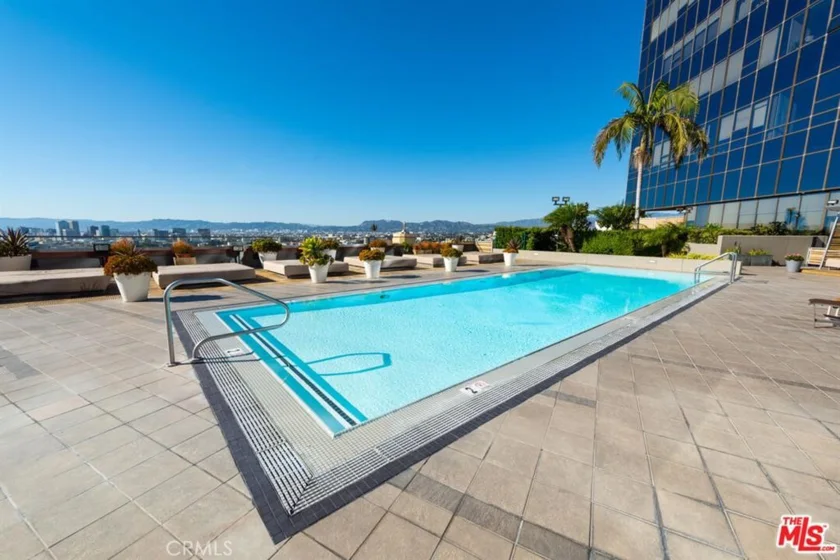 1100 Wilshire Boulevard #2608 photo 5