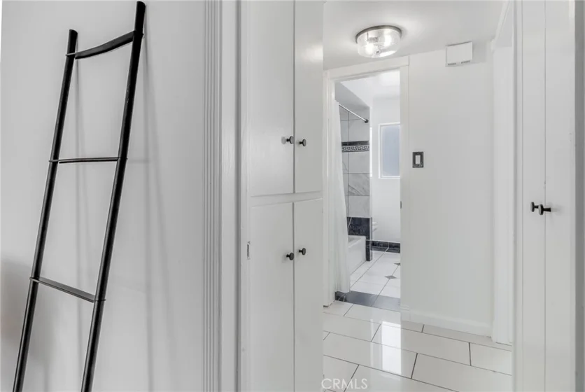 801 E 1st Street #111 photo 13