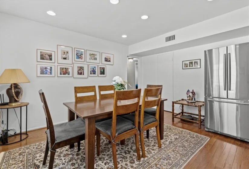 15248 Dickens Street #205 photo 8
