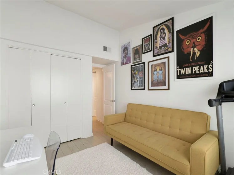 4414 W Kling Street photo 11