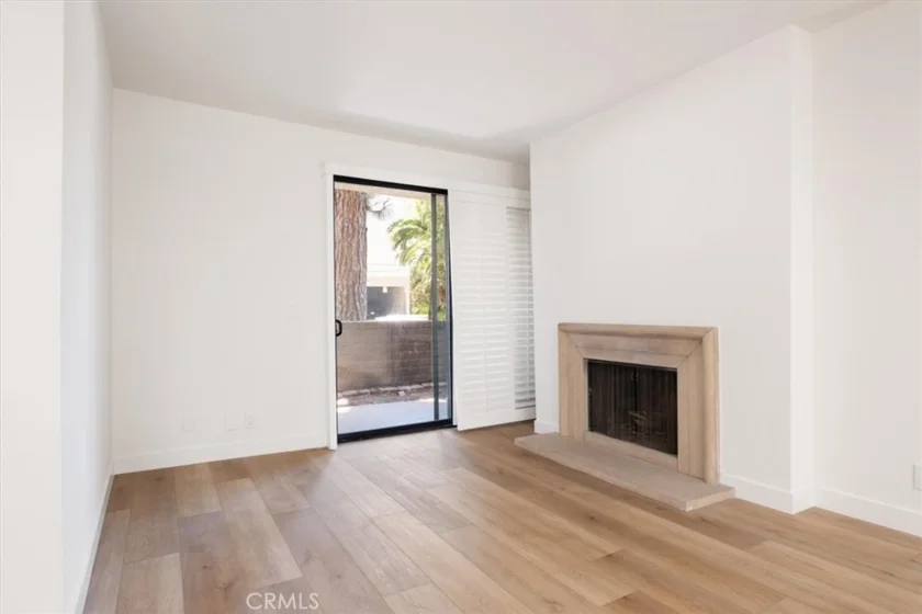 14159 Dickens Street #110 photo 7