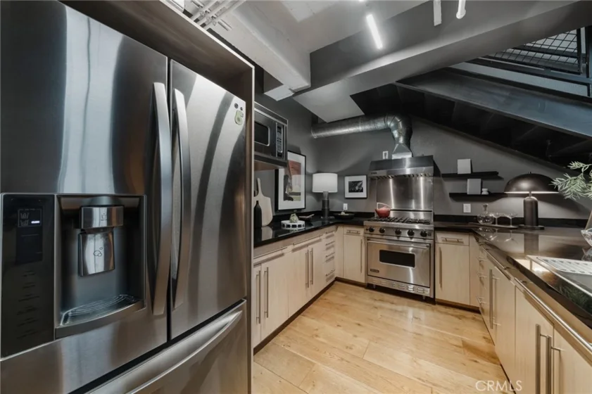 835 Locust Avenue #211 photo 15