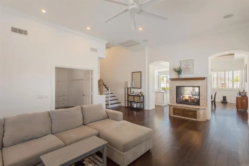 23997 Orleans Lane photo 8