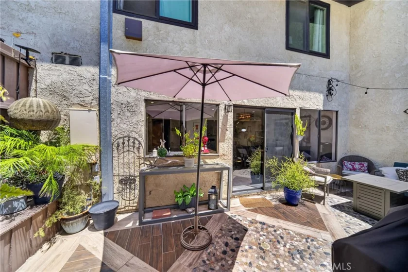 8235 Mason Avenue #C photo 17