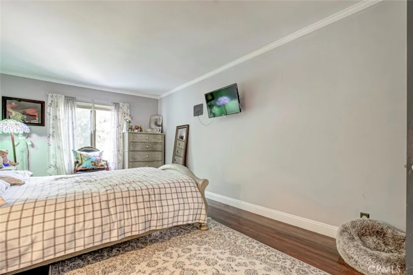1401 Valley View #206 photo 25