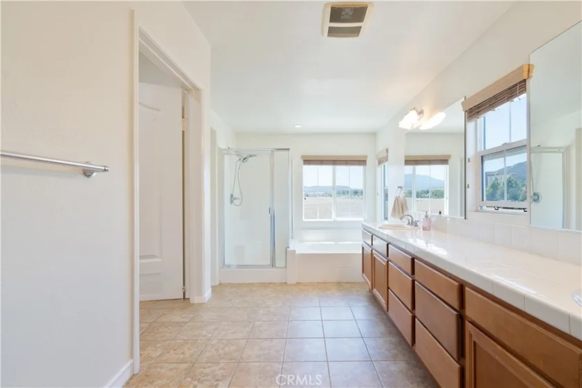 45776 Klamath Court photo 13