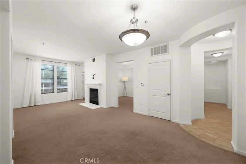 128 N Oak Knoll #206 photo 12