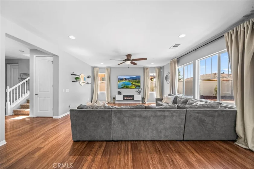 30354 Woodland Hills Street photo 15