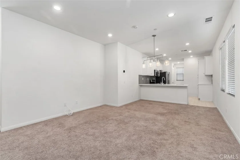784 N Ethan photo 4