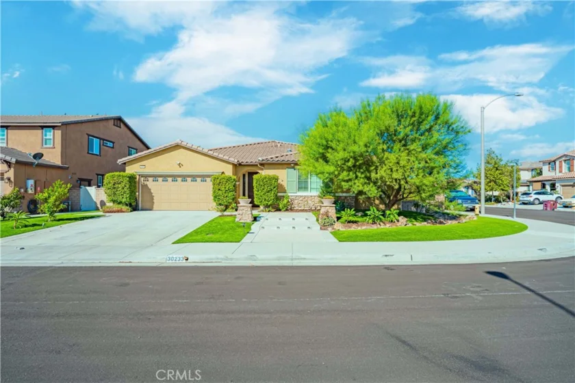 30233 Changing Wind Lane photo