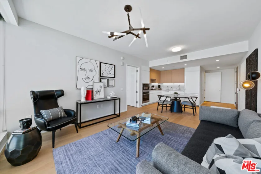877 Francisco Street #2212 photo 7