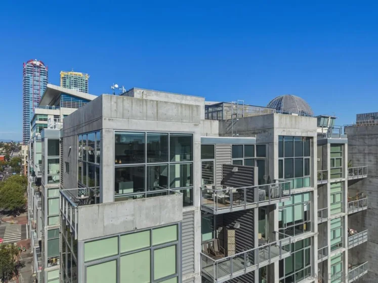 1025 Island Avenue #704 photo 38