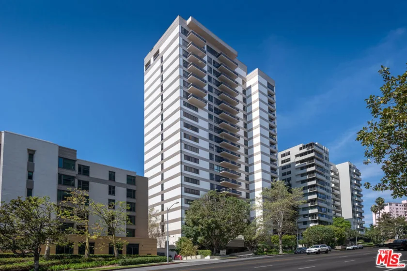 10445 Wilshire Boulevard #1905 photo 64
