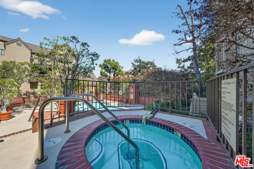 835 S Lucerne Boulevard #105 photo 12