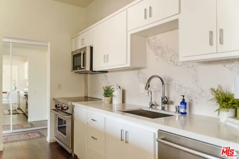 960 San Pasqual Street #203 photo 12