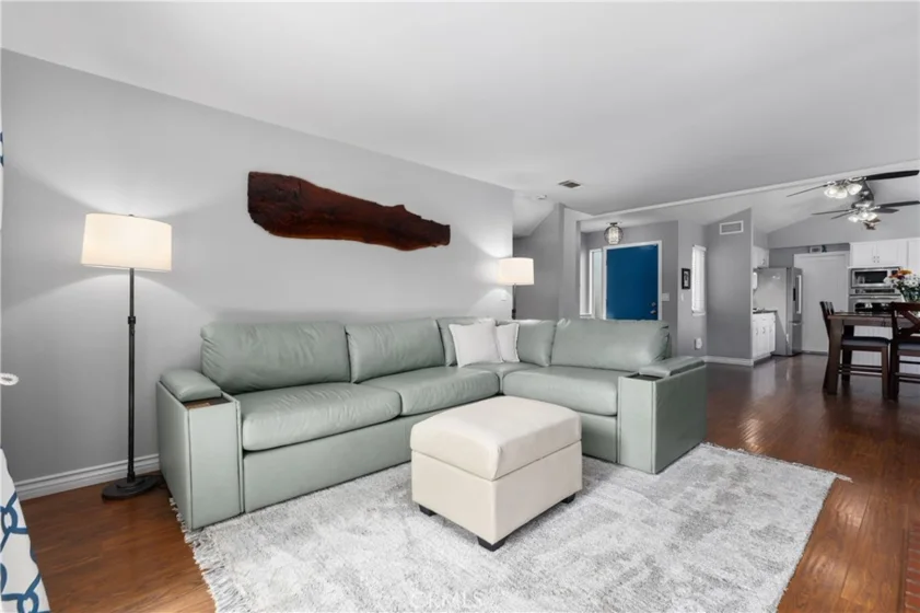 33031 Driftwood Court photo 4
