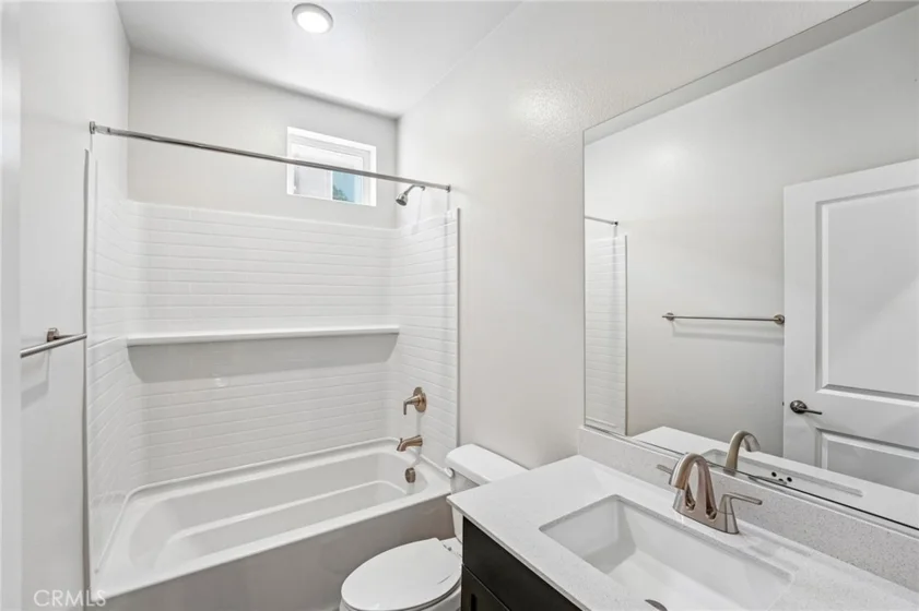 9524 Hannah Way photo 28