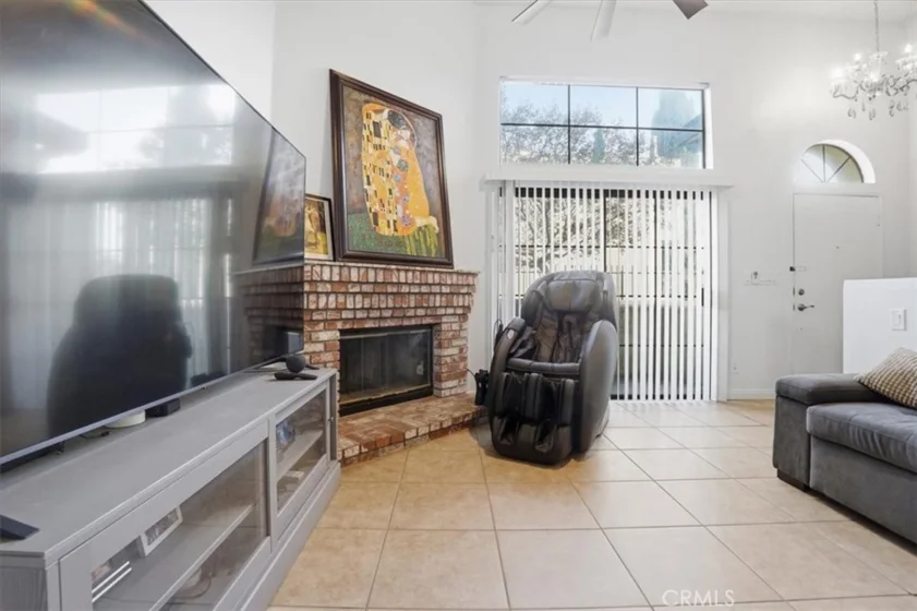 14325 Foothill #9 photo 5