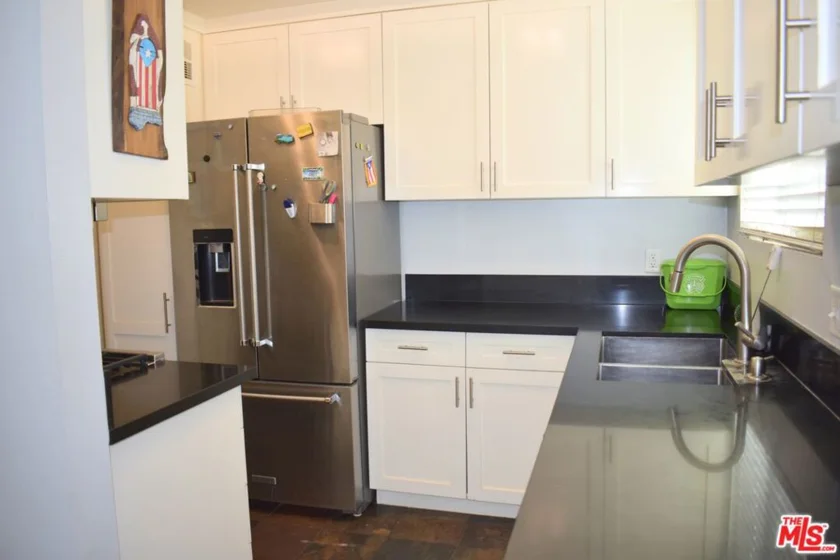 1711 Grismer Avenue #63 photo 23