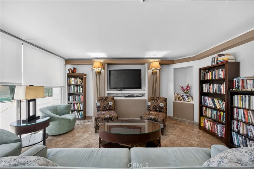 2601 E Ocean #807 photo 30