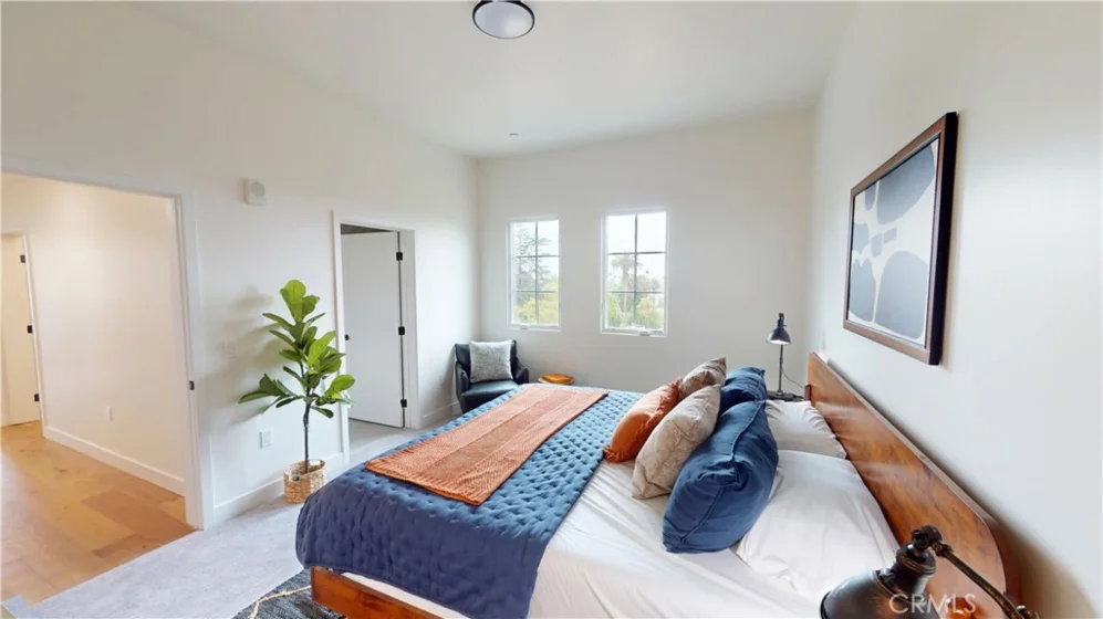 1878 E Walnut Street #319 photo 6