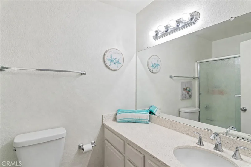 1022 Grape Street photo 11