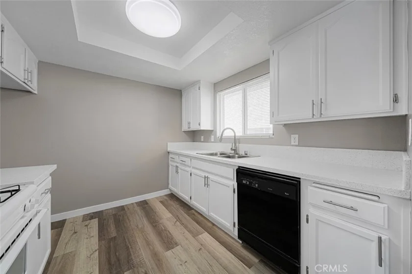 1335 Newport Avenue #209 photo 1