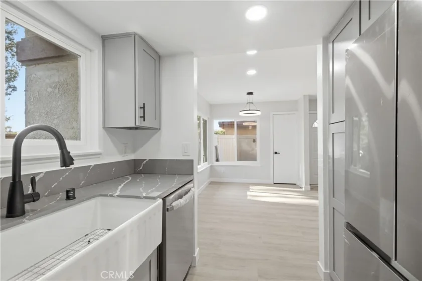 2351 Sutter Way #242 photo 15