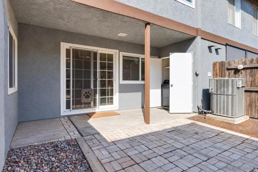310 Sun Court photo 10