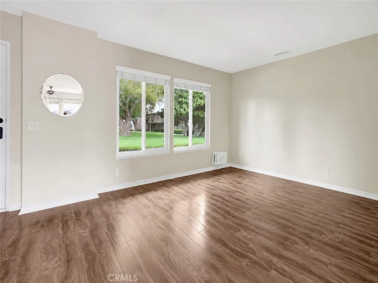 1424 Deauville Place photo 4