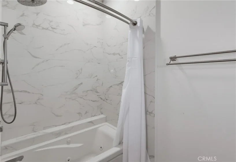 420 S San Pedro Street #619 photo 16