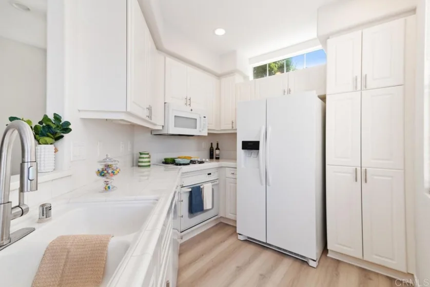 10810 Sabre Hill Drive #175 photo 1